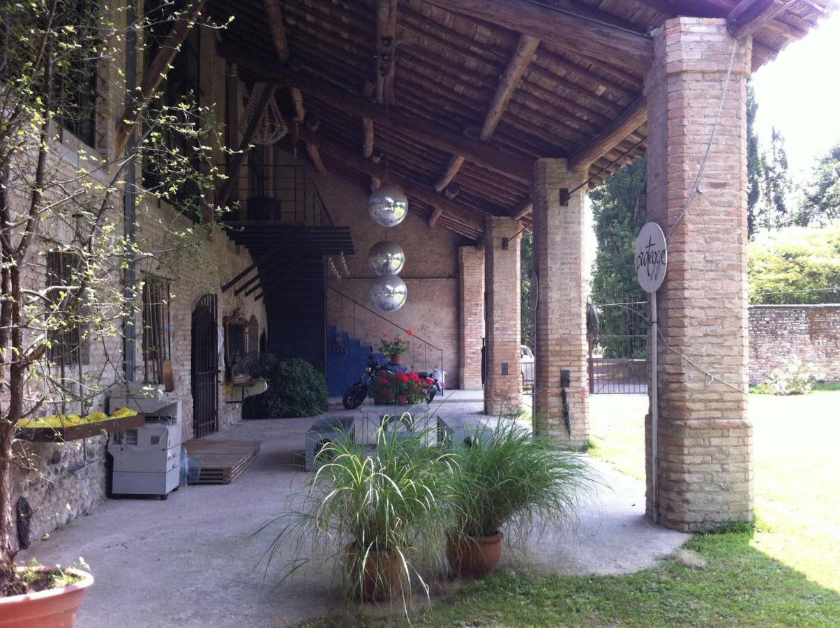 Apartmán Loft Dellartista. Eclettico, Originale, Unico Ceresara Exteriér fotografie